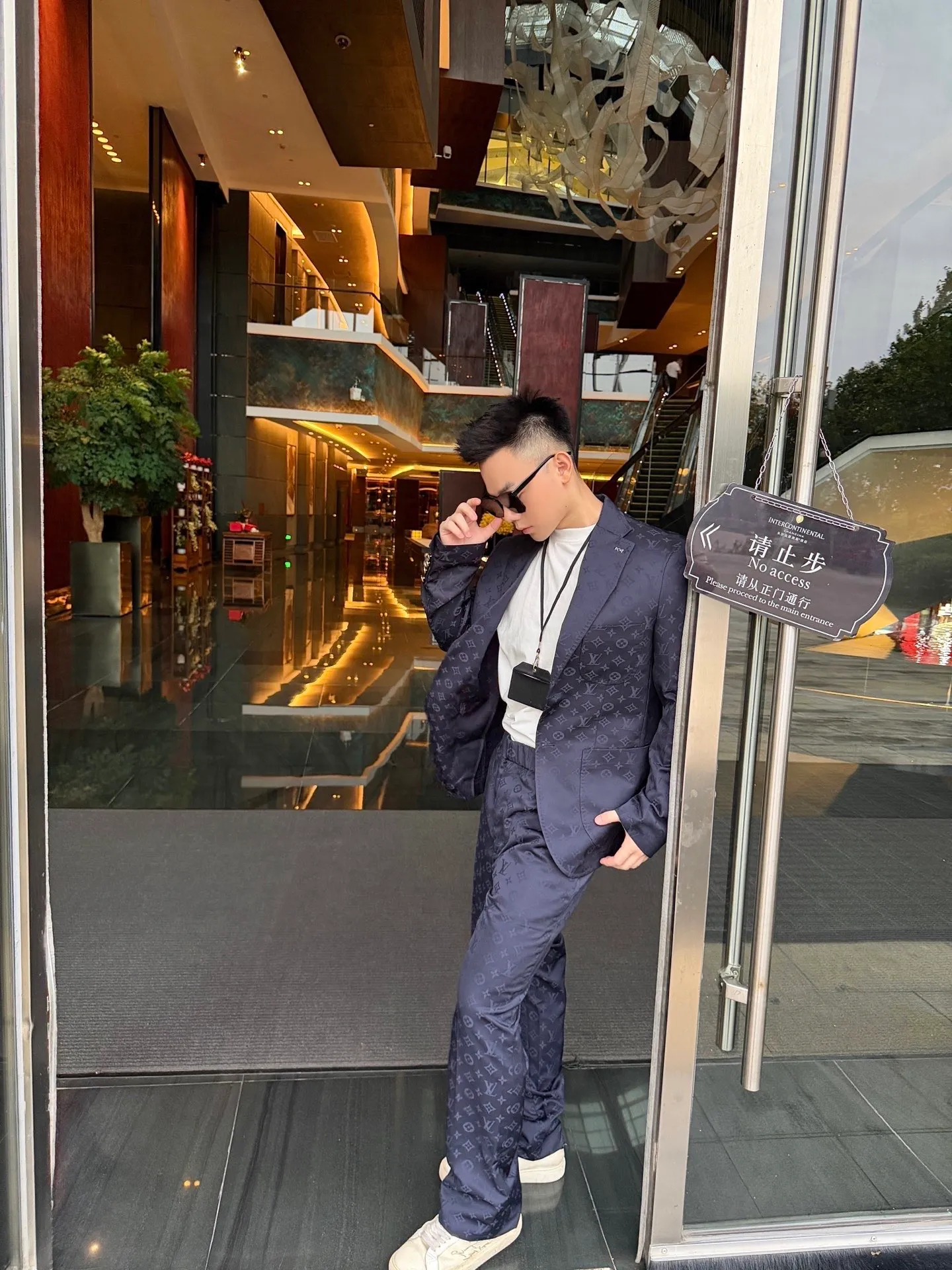 Louis Vuitton/Louis Vuitton all-over printed jacquard suit trousers